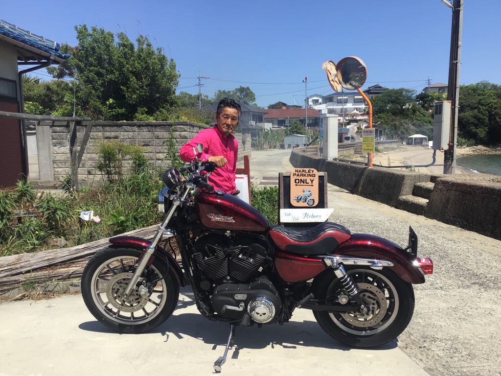 バイク駐輪場